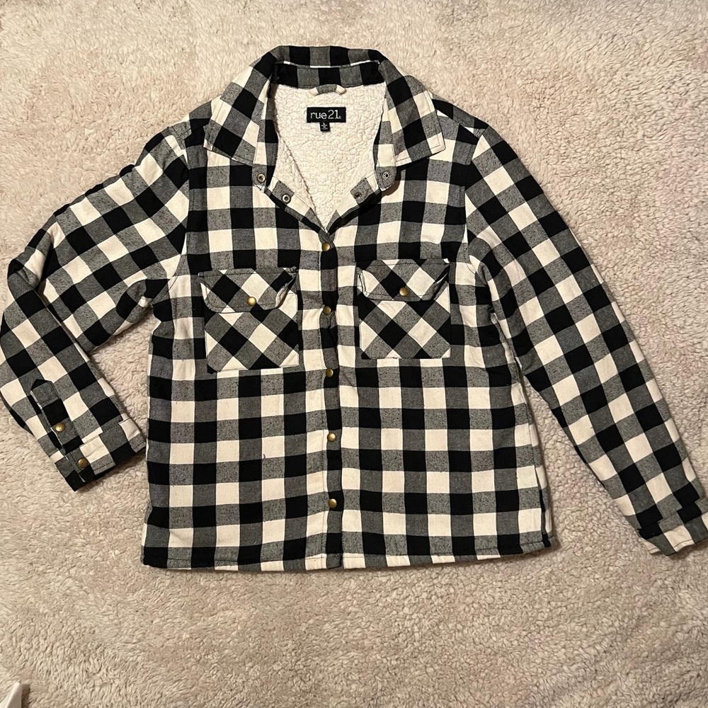 Rue 21 Women's Black and White Jacket